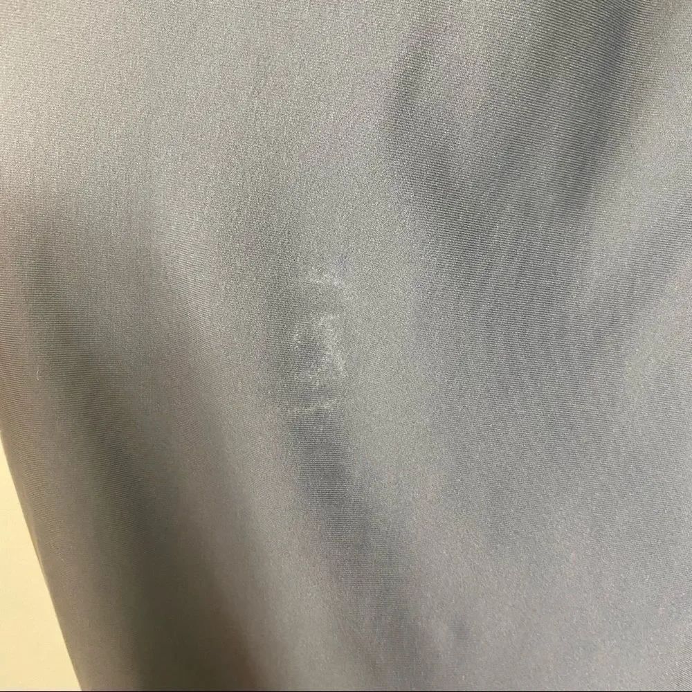 Fabletics Infinity Vinyasa Scarf Grey & Green O/S - Picture 7 of 9